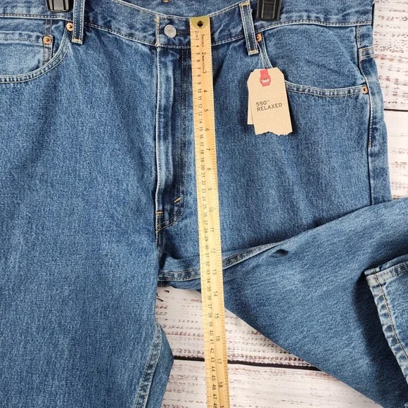 Levis 550 Jeans Mens 44x36 Blue Relaxed Fit Tapered Leg Big & Tall Medium Wash - Picture 7 of 9